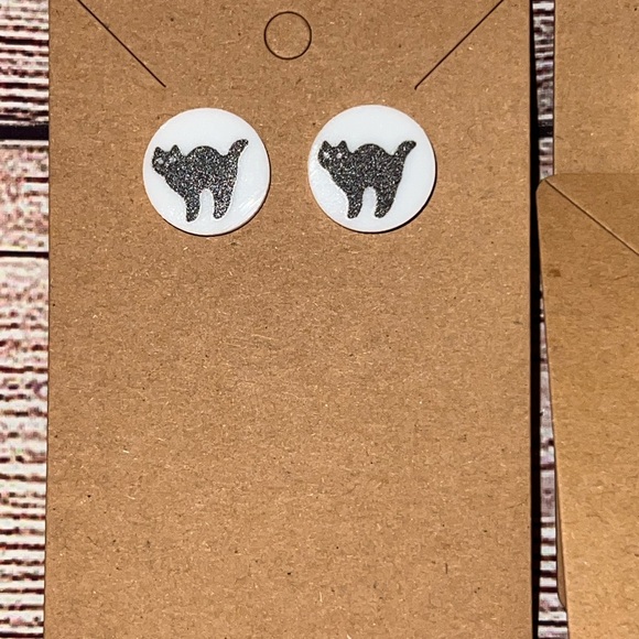 SUPER CUTE HALLOWEEN COOKIE ACRYLIC EARRINGS - Picture 10 of 11